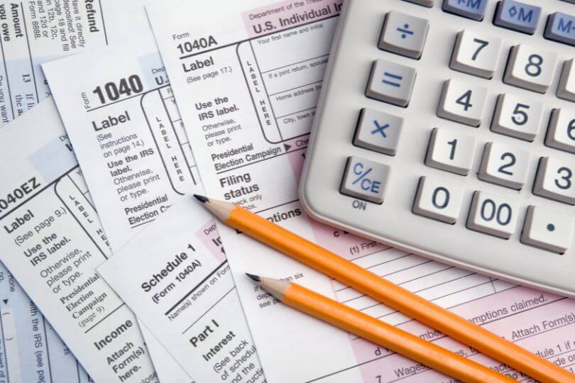 taxes image